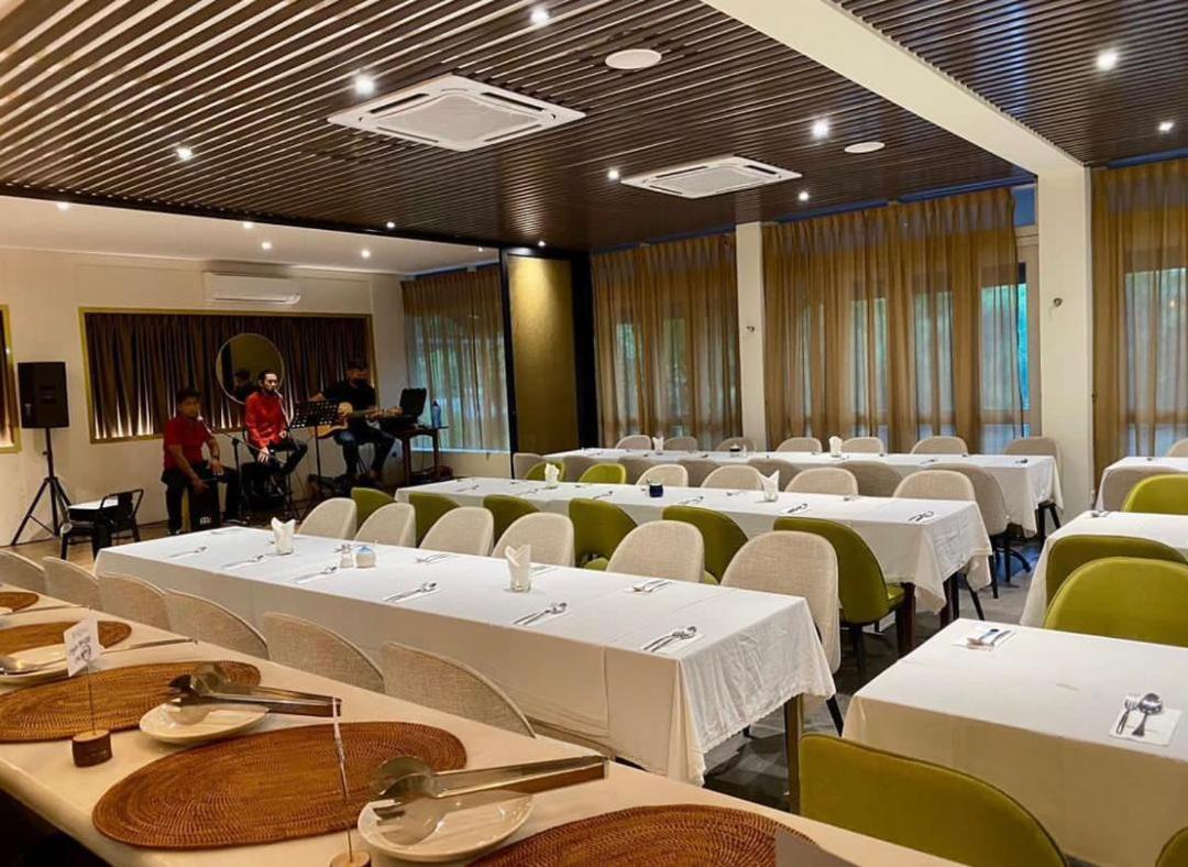 Indulgence Living Ξενοδοχείο Ίπο Εξωτερικό φωτογραφία